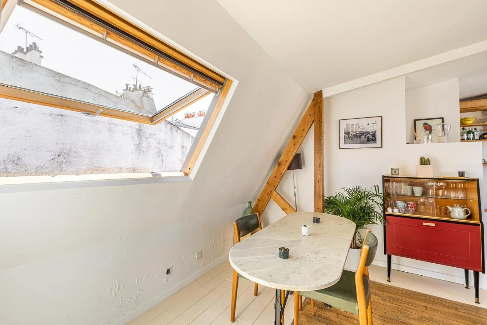 Guestready - Chic Apt 8Mins De Sacre-Coeur París 0*,  Francia